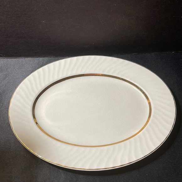 Enoch Wedgewood Golden Swirl Serving Platter With Gold Bands - Picture 1 of 3
